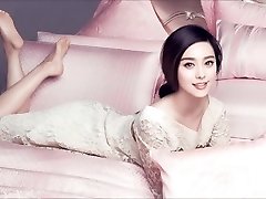 ESTA CHICA NO PUEDE PARAR DE CORRERSE!!!! ESTA CHICA NO PUEDE PARAR DE CORRERSE!!!!