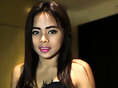 Swingeing eastern bombshell gets awarded with sex