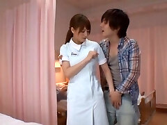 Akiho Yoshizawa Japonés enfermera tiene sexo en el hospital Akiho Yoshizawa Japonés enfermera tiene sexo en el hospital
