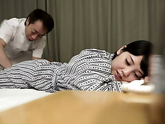 MILF Gets High-Energy Massage from Middle-Aged Man with Lots of Experience in Sensitive Areas