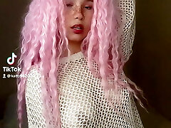 TIK-TOK 18+ YOUNG ASIAN Dame TO ATTRACT DADDIES