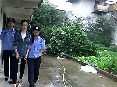 chinese mädchen arrest und handcuffed