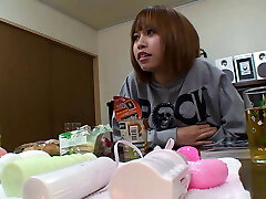 joven asiática follada por hombres con vibradores y consoladores a la fuerza joven asiática follada por hombres con vibradores y consoladores a la fuerza