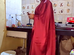 Part Two , Indian sumptuous stepmom caught by stepson while talking to her boyfriend