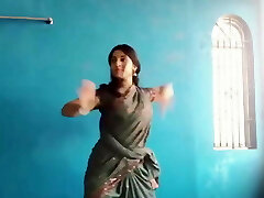 Kavya Suresh torrid dance