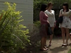 sleeping next to sisters