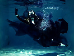 UNDERWATER shooting - full backstage 