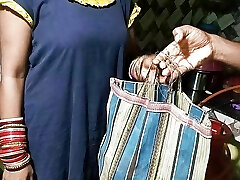 Kitchen me aunty ji ko pain se lund ka maja diya padosi devar ne