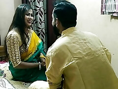 Beautiful Indian bengali bhabhi having sex with property agent! Greatest Indian web series fuck-fest
