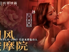 Asian rubdown girl gives happy ending to emperor - Amateur Sex with Big boobs