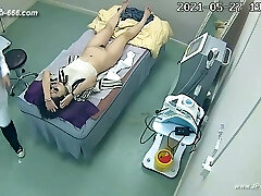 guckender krankenhauspatient.16