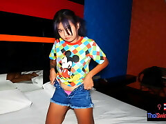 Asian teen amateur pleases her tourist client’s big man sausage