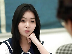 adolescent fille asiatique maigre avec de petits seins et une chatte serrée adolescent fille asiatique maigre avec de petits seins et une chatte serrée