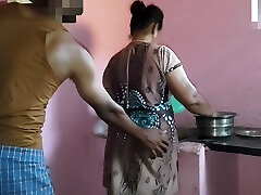 Aunty was working in the kitchen when I had fuckfest with her