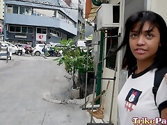Super-cute Amateur Teen - TrikePatrol