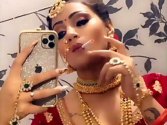 Desi randi getting ready for her customer for one night Desi randi getting ready for her customer for one night