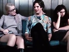 Trapped in the mansion (1970)