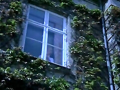 I tyrens tegn I tyrens tegn