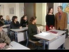 Director de instituto folla con una estudiante Director de instituto folla con una estudiante