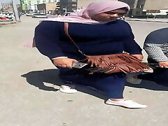 दो हिजाब लड़कियों-bnat sharmouta