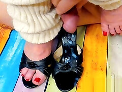 Shoesex with True Vintage Mules Baggy Leg Warmers and Inshoe Cum-shot