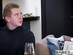 Stunners - Step Mom Lessons - Anything Goes starring Alexis C