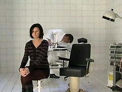 pregnant milf penetrated hard by gynecologist