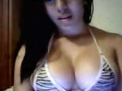 Big-Titted Chick Teasing On Webcam