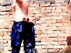 Desi hot girl bathing video hot nubile girl