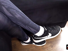 My Ex Girlfriend Feet Wank After Jogging and Gets Jizz on Feet