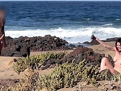 NUDIST BEACH Fellatio: I show my hard penis to a hoe that asks me for a blowjob and cum in her mouth.