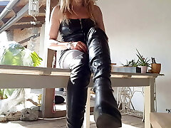 nippleringlover masturbating with electro-hitachi - whipping pierced vulva & pierced nipples part 1