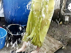 Bhabhi anita yadav ki super-fucking-hot bathing