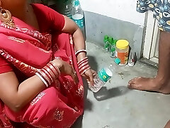 Roshni Bhabhi Ko Kitchen Me Patak Kar Choda - Nail Teen Chick
