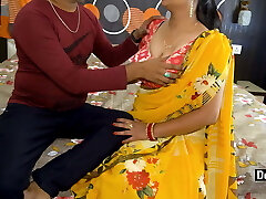 дези пари бхабхи занимается сексом во время договора аренды дома с четким голосом на хинди