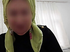 Turkish mature woman doing oral sex