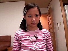Amateur Chinese Teen Fucks Her Boyfriend In a Hotel