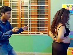 Choto Babu ne yea kiya dhek liya! New step-mom Sex