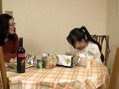 She gave daughter's friend a gulp containing a diuretic and blocked off the douche! Part4