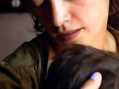 Man takes Young mothers milk on train