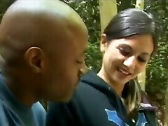 chica india jain follando blackman en el bosque