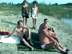 madura orgía de orina