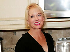 DISRESPECTING Grandma VII WITH VALERIE SMITH!