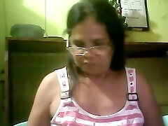 filipina round granny showing me her wooly pussy and boobs on skype