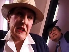 Traviesos de la abuela recibe su botín pega duro