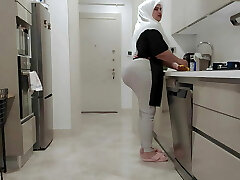 my big rump stepmom wanted to lick my dick. my big rump stepmom wanted to lick my dick.