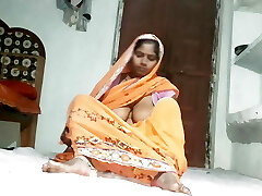 Spectacular and sweet bhabhi fingering her cremie pussy and fucked hard