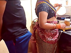 طراحی bhabhi آشپزخانه من khana bana rahi thi tabhi devar ne piche le bhabhi ki