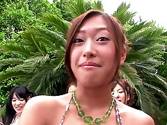 fiesta en la piscina termina con sexo en grupo fiesta en la piscina termina con sexo en grupo