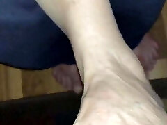 Jism ON WIFES FEET